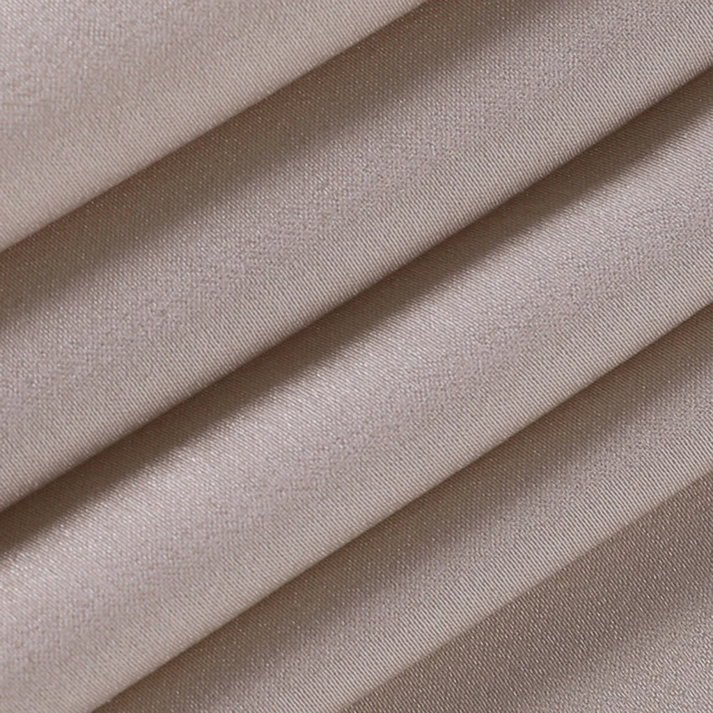 Lange Chiffon & Satijnen Jurk Met Pailletten En Elegante V-Hals