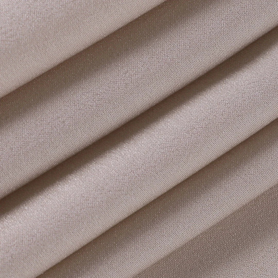 Lange Chiffon & Satijnen Jurk Met Pailletten En Elegante V-Hals