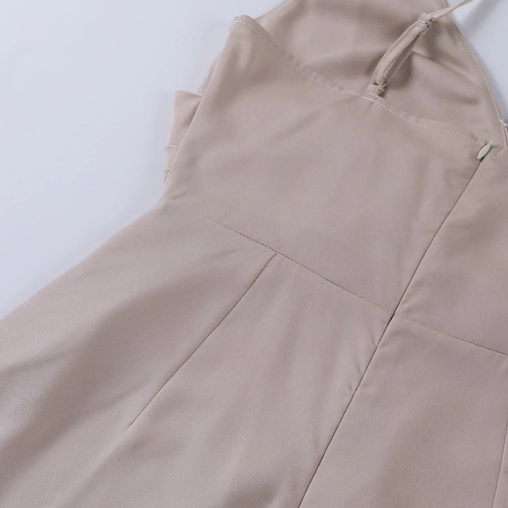 Lange Chiffon & Satijnen Jurk Met Pailletten En Elegante V-Hals