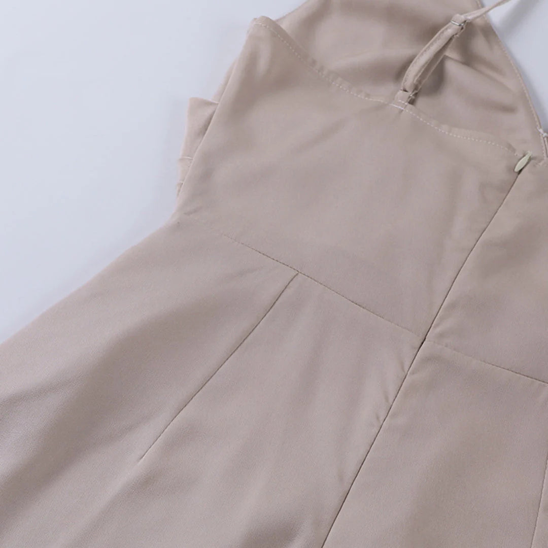 Lange Chiffon & Satijnen Jurk Met Pailletten En Elegante V-Hals